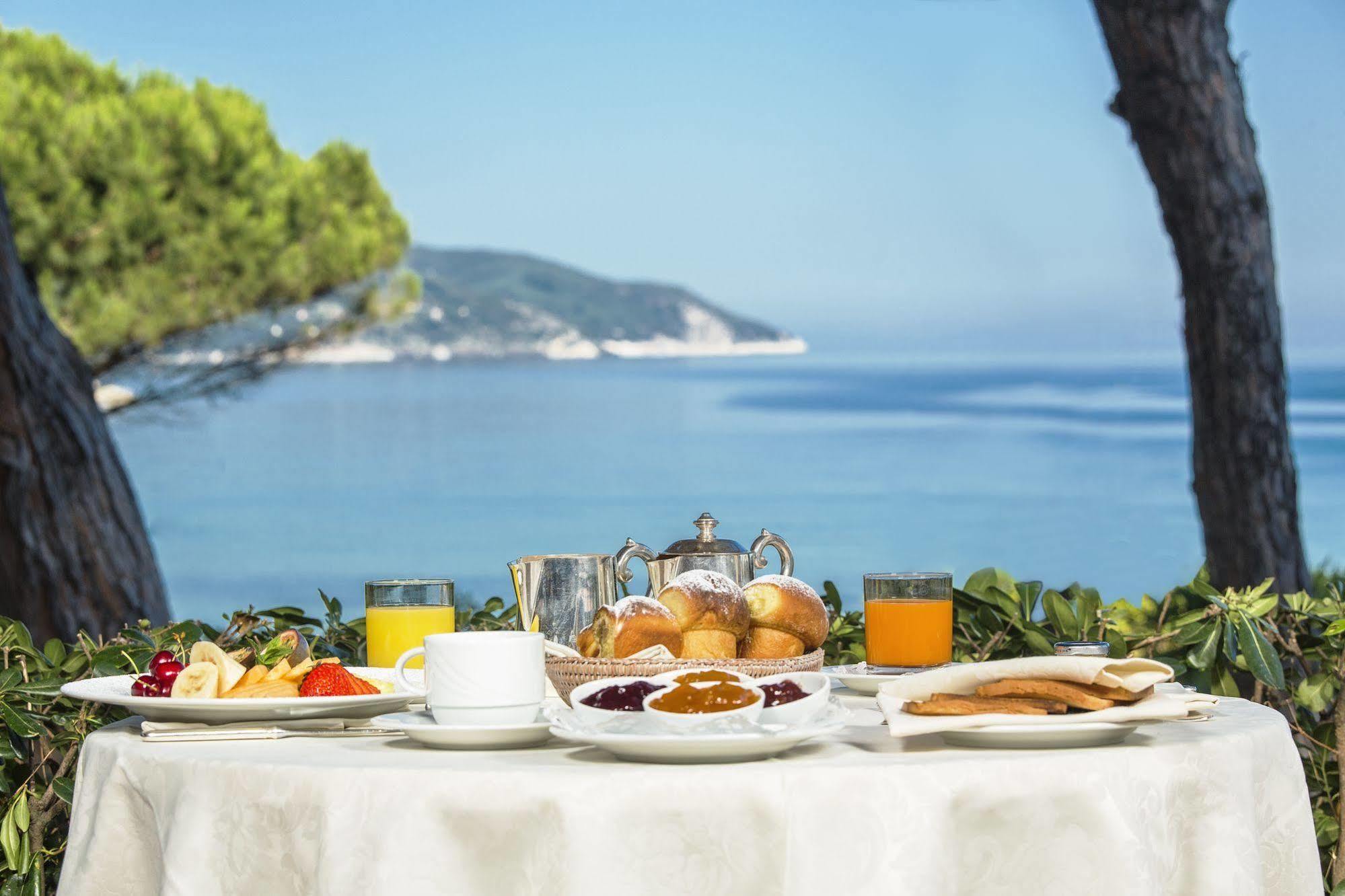 Hotel Biodola Portoferraio Luaran gambar